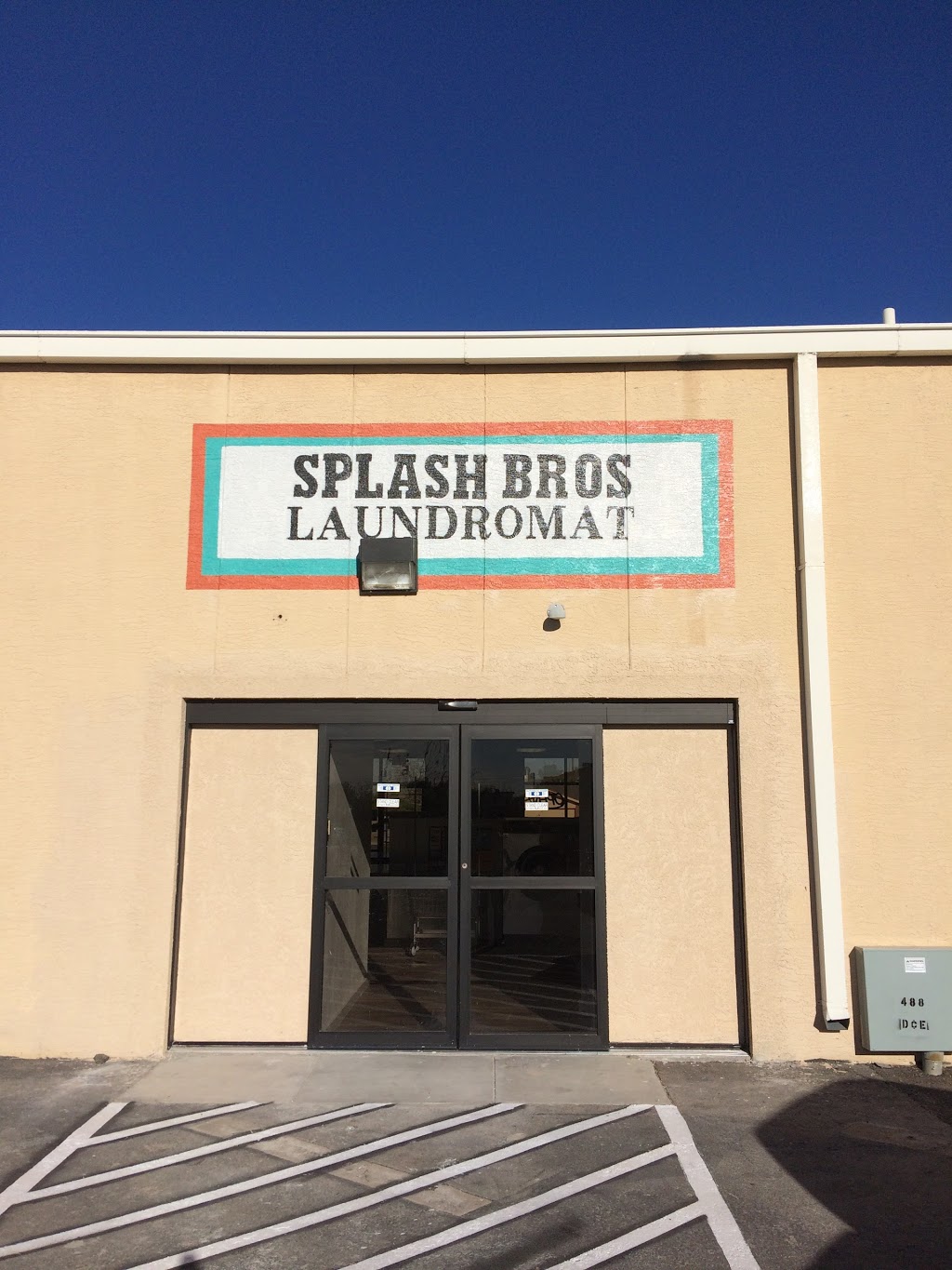 Splash Brothers Laundromat | 488 S Yarbrough Dr D, El Paso, TX 79915, USA | Phone: (915) 242-3623