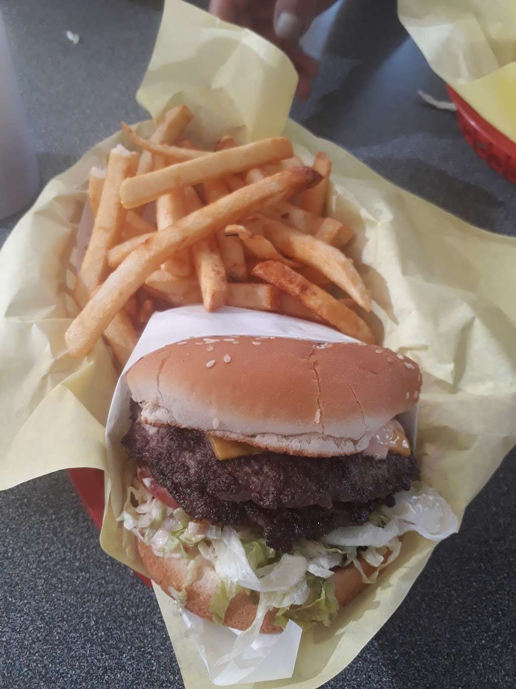 Tip Top Hamburgers | 8612 Woodman Ave, Arleta, CA 91331, USA | Phone: (818) 894-3835