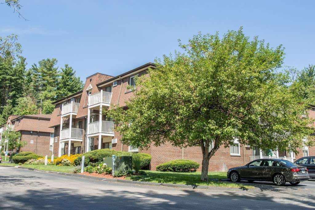 Pheasant Run Apartments | 9 Silver Dr, Nashua, NH 03060, USA | Phone: (603) 267-0444