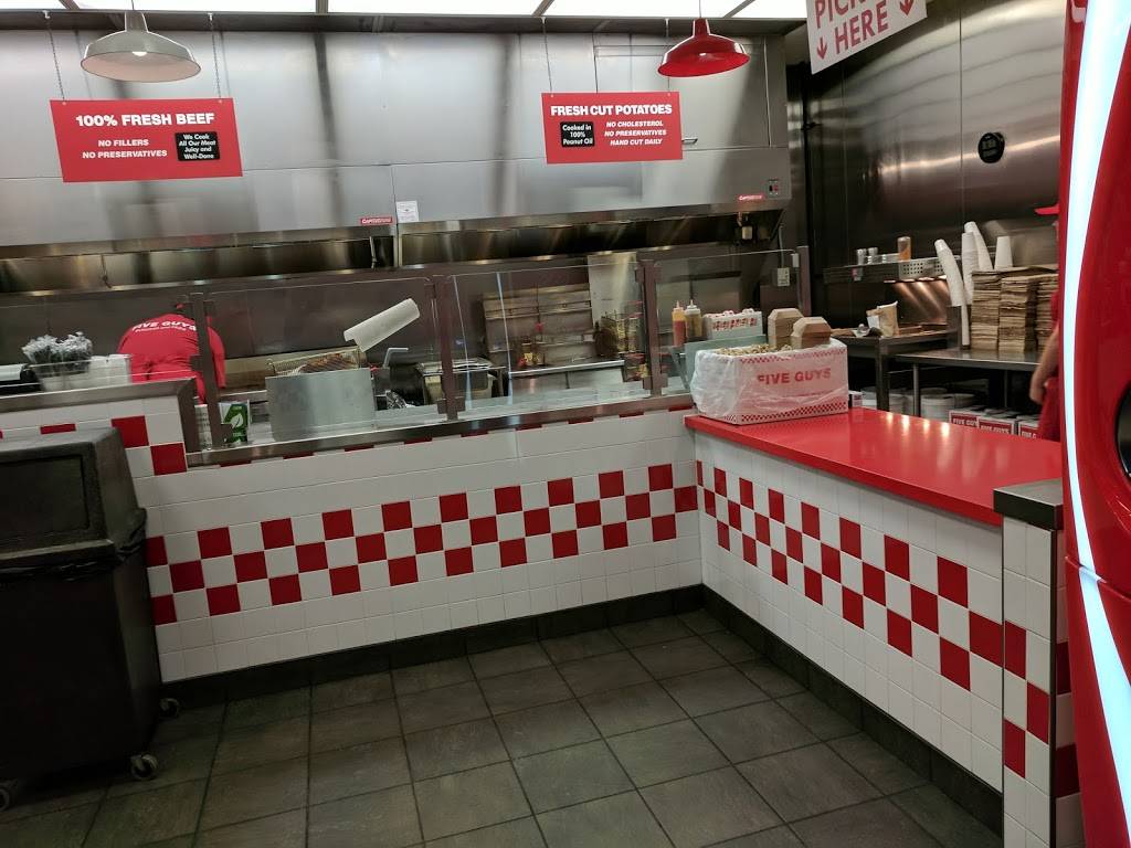 Five Guys | 687 Lynnhaven Pkwy, Virginia Beach, VA 23452, USA | Phone: (757) 995-2304