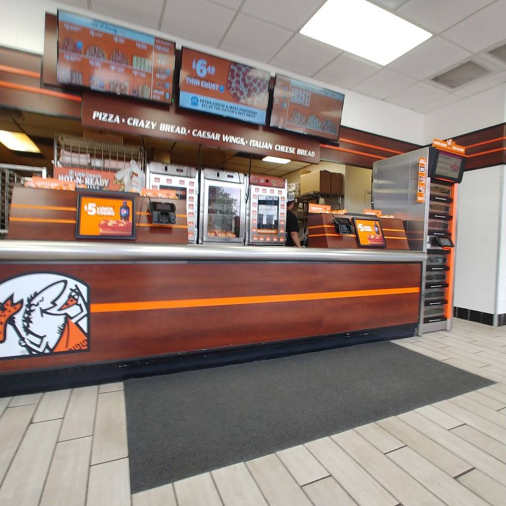 Little Caesars Pizza | 2926 Valley View Ln, Farmers Branch, TX 75234, USA | Phone: (972) 620-9993