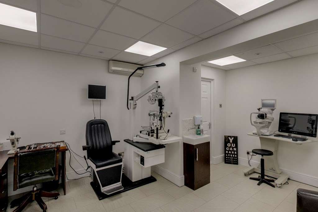 Eye Clinic Opticians | 11 Oak Rd, Romford RM3 0PH, UK | Phone: 01708 372303