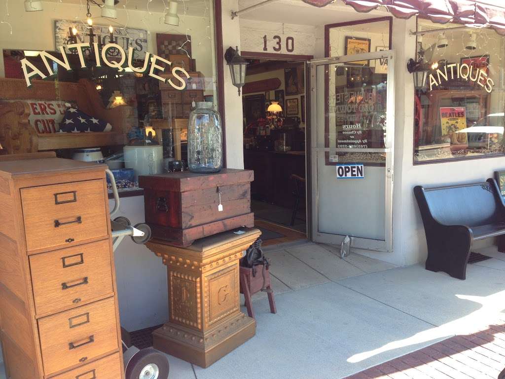 Burmeisters Old Towne Antiques | 130 W State St, Pendleton, IN 46064, USA | Phone: (765) 623-3395