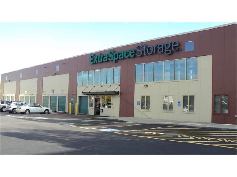 Extra Space Storage | 230 Oak St, Brockton, MA 02301 | Phone: (508) 941-0009