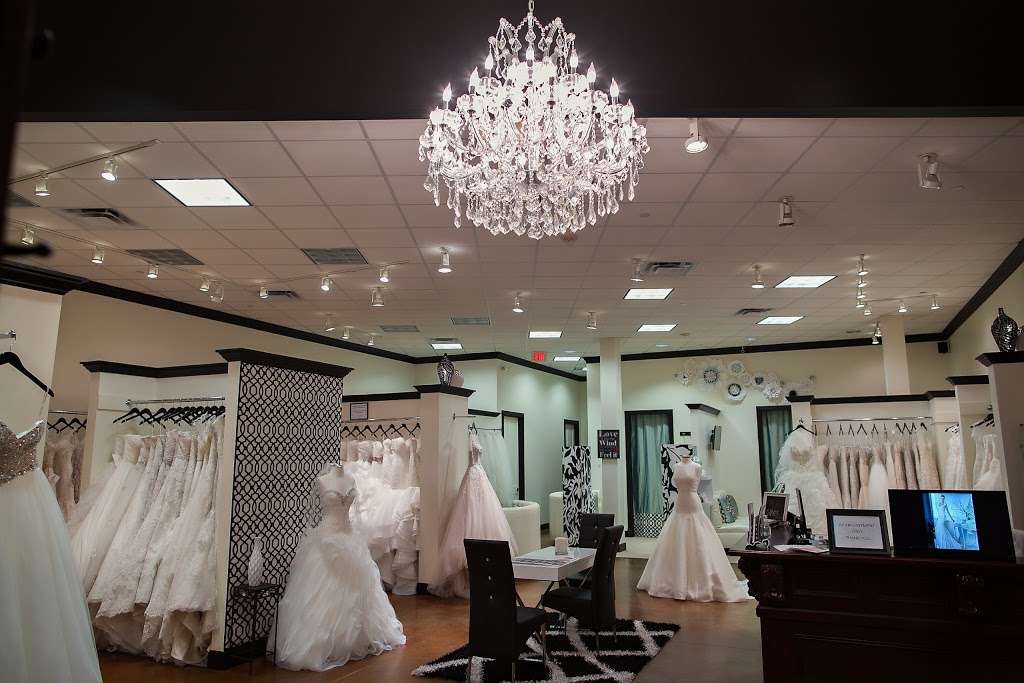 La Reve Bridal Couture | 15989 City Walk, Sugar Land, TX 77479, USA | Phone: (281) 201-8145