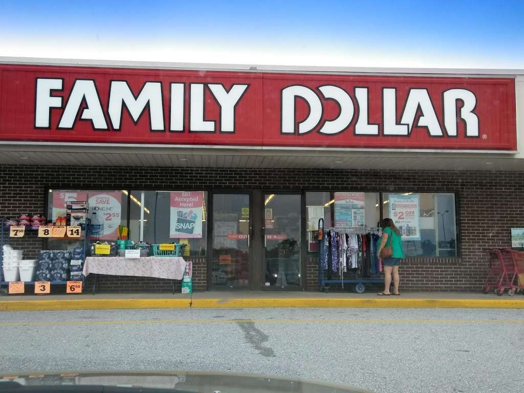 Family Dollar | 24 S 18th St, Columbia, PA 17512, USA | Phone: (717) 684-4744