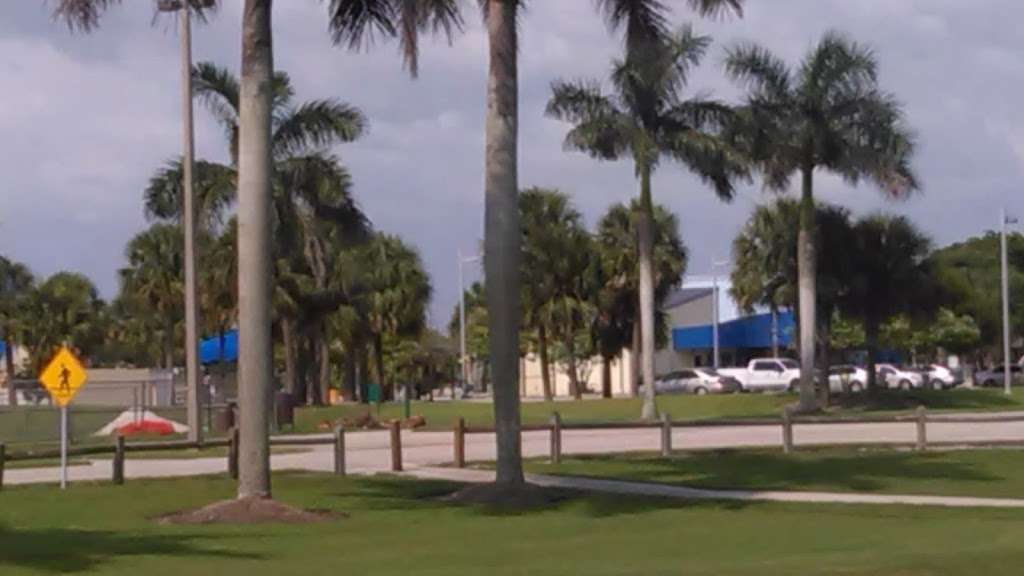 Glades Pioneer Park | 866 SW 16th St, Belle Glade, FL 33430, USA | Phone: (561) 966-6600