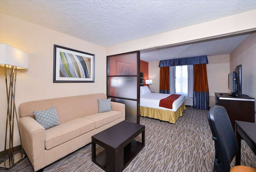 Holiday Inn Express & Suites Kingwood - Medical Center Area | 22675 Highway 59 North, Houston, TX 77339 | Phone: (281) 359-2700