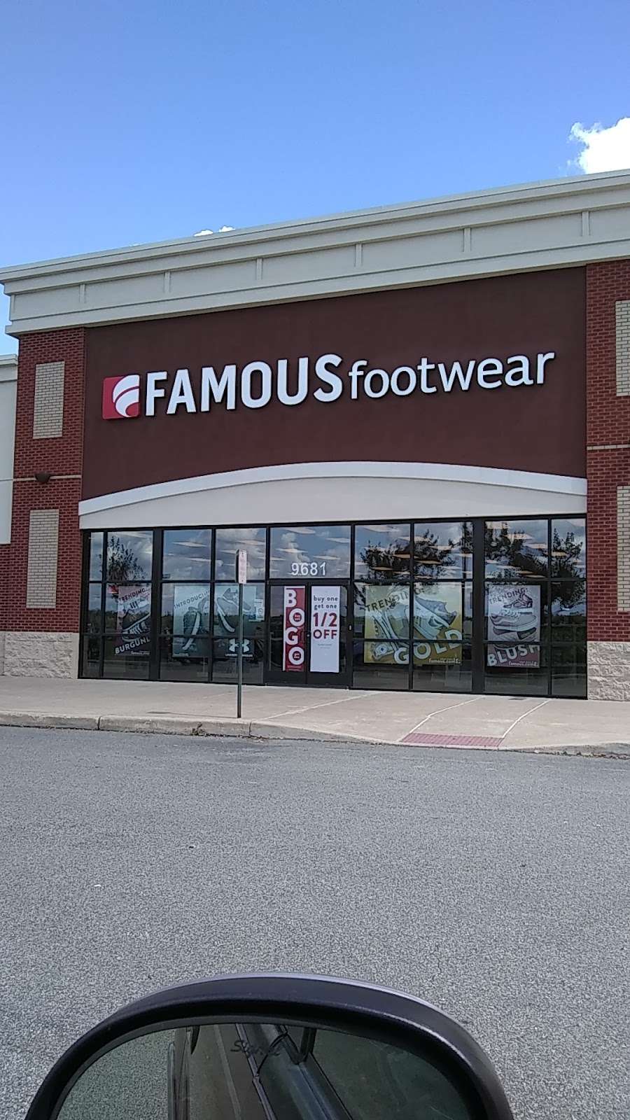 Famous Footwear | 9681 Jefferson Davis Hwy, Fredericksburg, VA 22407, USA | Phone: (540) 834-0202