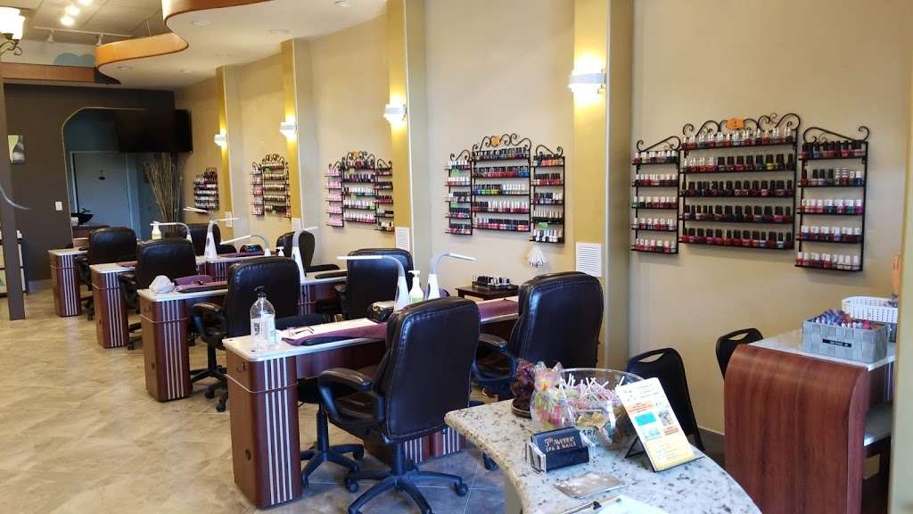 5th Avenue Spa & Nails | 15069 North Interstate Highway 35 #106, Selma, TX 78154, USA | Phone: (210) 651-6888