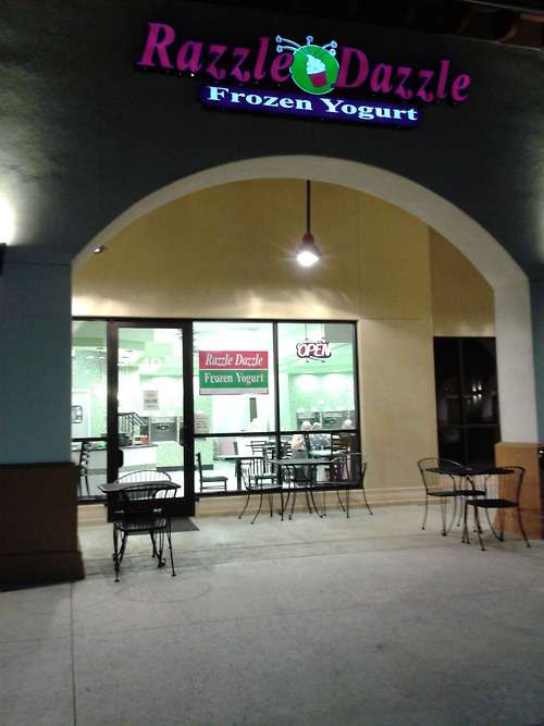 Razzle Dazzle Frozen Yogurt | 2440 W Arrow Route #4d, Upland, CA 91786, USA | Phone: (909) 293-9825