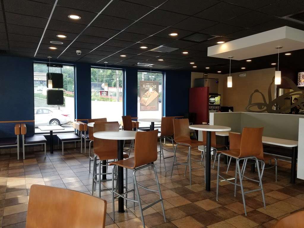 Taco Bell | 303 Boston Post Rd, Port Chester, NY 10573, USA | Phone: (914) 939-0695