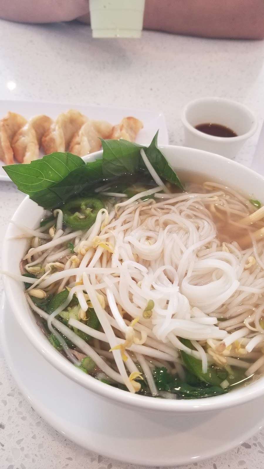 Pho Lamour | 11901 Shadow Creek Pkwy Ste 103, Pearland, TX 77584, USA | Phone: (281) 741-6777