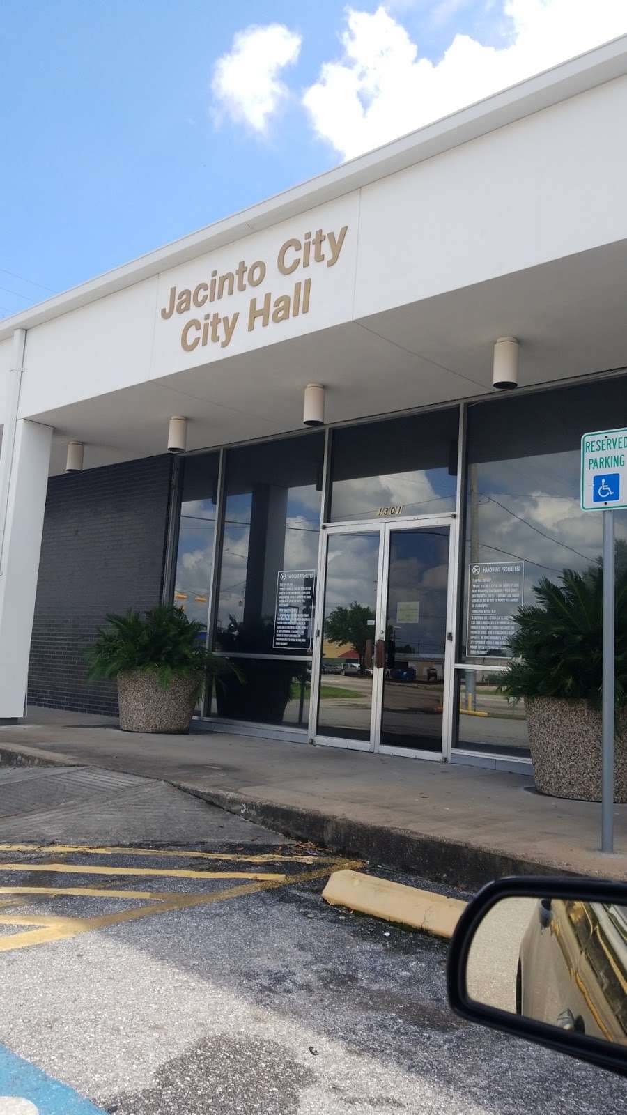 Jacinto City Water Department/ City Hall | 1301 Mercury Dr, Houston, TX 77029, USA | Phone: (713) 674-8424