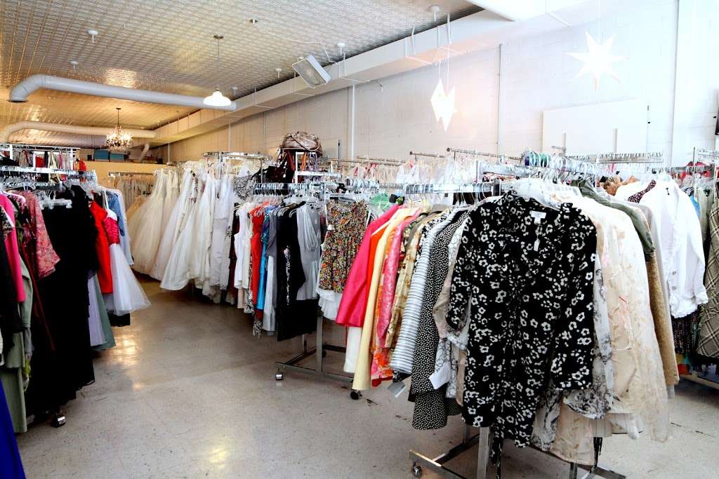 retulled consignment boutique