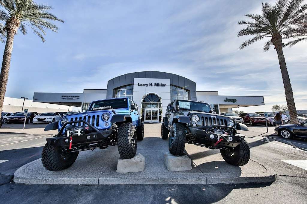 Larry H. Miller Chrysler Jeep Avondale | 10055 Papago Fwy, Avondale, AZ 85323, USA | Phone: (623) 478-3700