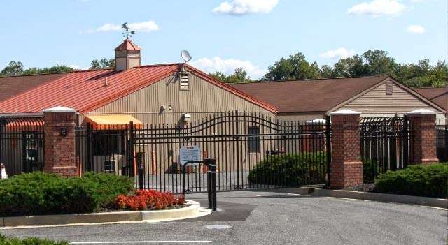 Stack & Store Self Storage | 1007 Edgewood Rd, Edgewood, MD 21040, USA | Phone: (410) 679-2626