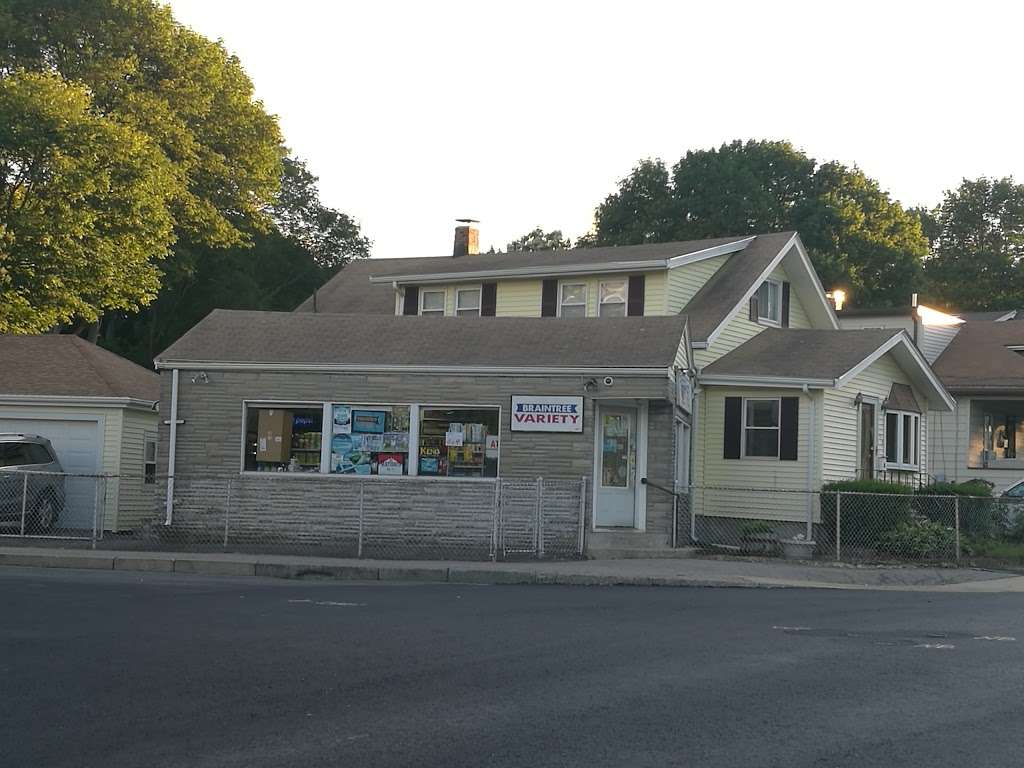 Braintree Variety Store | 153 Hayward St, Braintree, MA 02184, USA | Phone: (781) 843-5649