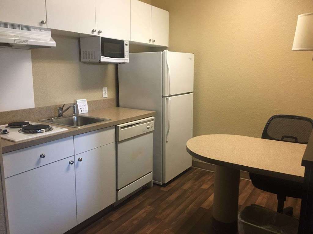 Extended Stay America Hotel Orlando - Southpark - Commodity Circ | 8687 Commodity Cir, Orlando, FL 32819 | Phone: (407) 248-8010