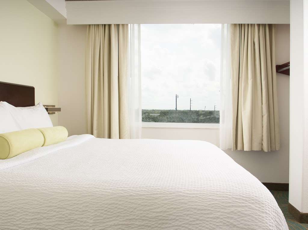 SpringHill Suites by Marriott Fort Lauderdale Airport & Cruise P | 151 SW 18th Ct, Dania Beach, FL 33004, USA | Phone: (954) 920-9696