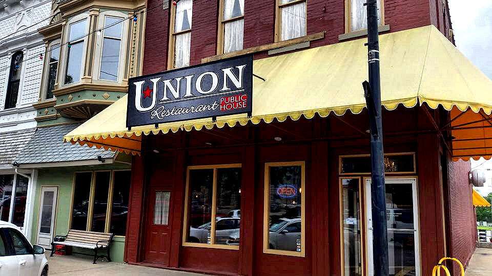 Union Restaurant and Public House | 27 W Dakota St, Butler, MO 64730, USA | Phone: (660) 679-5400