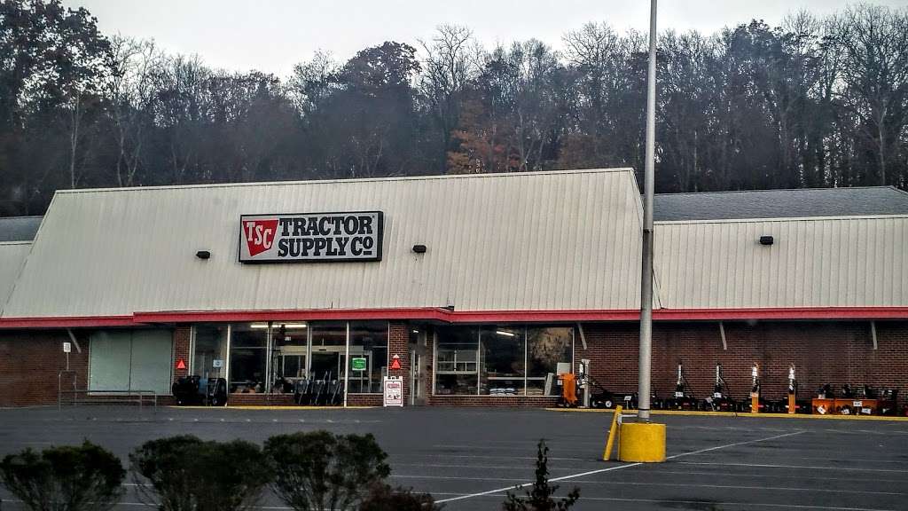 Tractor Supply Co. | 128 NJ-94 Ste 9, Blairstown, NJ 07825, USA | Phone: (908) 362-0082