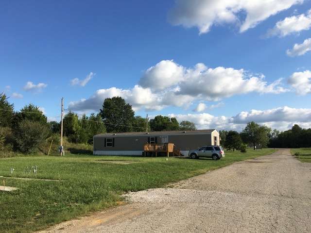 Four Seasons Village Mobile Home and RV Park | 95 SW 75th St, Warrensburg, MO 64093, USA | Phone: (618) 315-9922