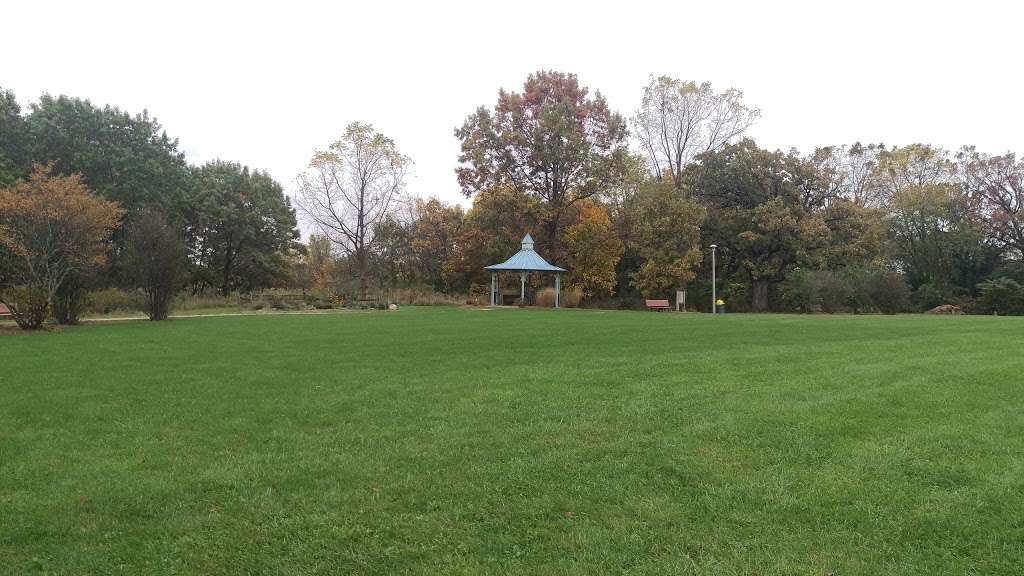 Oakwood Hills Park - Ball Field | 201 N Shore Dr, Oakwood Hills, IL 60013