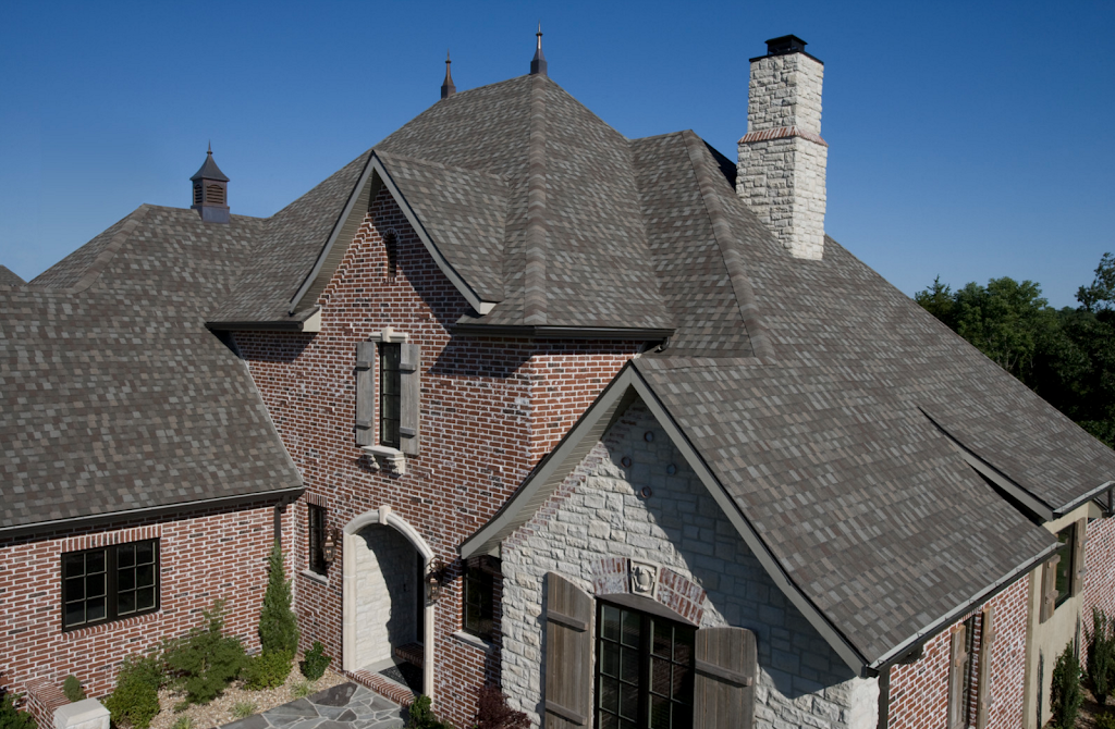 LION Roofing Contractors | Roofing Companies & Roof Replacement | 316 N Michael Manor, Glenview, IL 60025, USA | Phone: (224) 435-0349