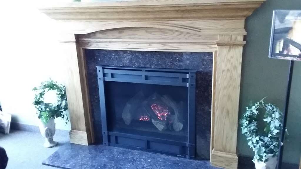 Badgerland Fireplace Inc | 1725 Dolphin Dr a, Waukesha, WI 53186, USA | Phone: (262) 796-9999