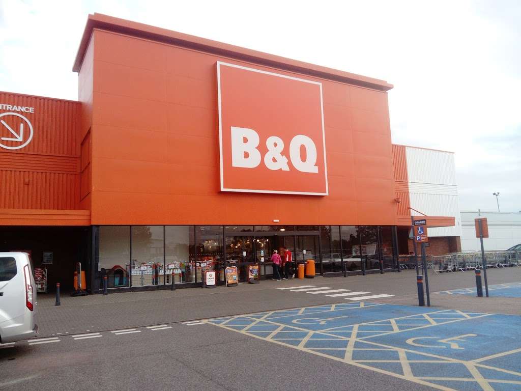 B&Q | Lakeside Retail Park, Heron Way, Grays RM20 3WJ, UK | Phone: 01708 682700