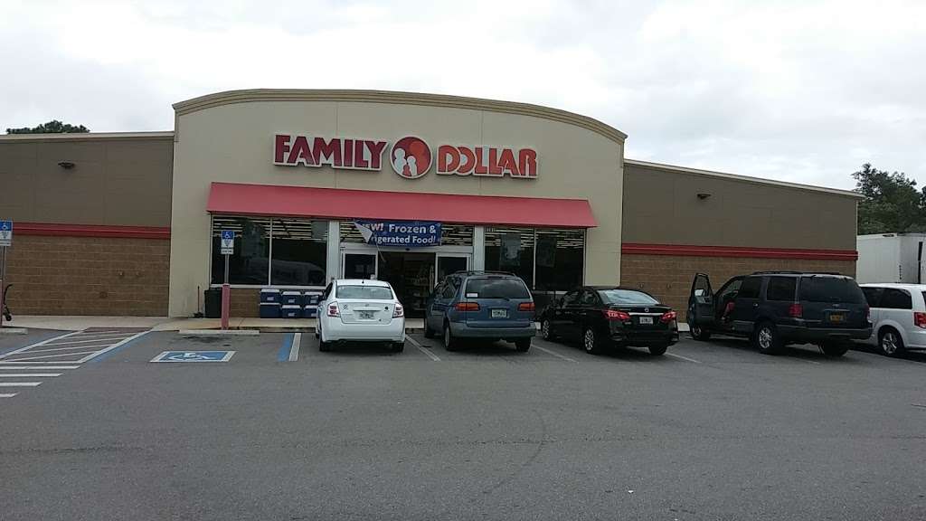 Family Dollar | 3495 Poinciana Pkwy, Poinciana, FL 34759, USA | Phone: (863) 588-0050