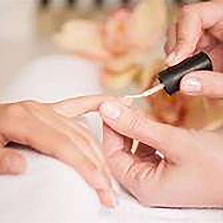 Head to Toe Spa & Nail Bar | 2129 Washington Ave, St Joseph, MI 49085, USA | Phone: (269) 769-6806