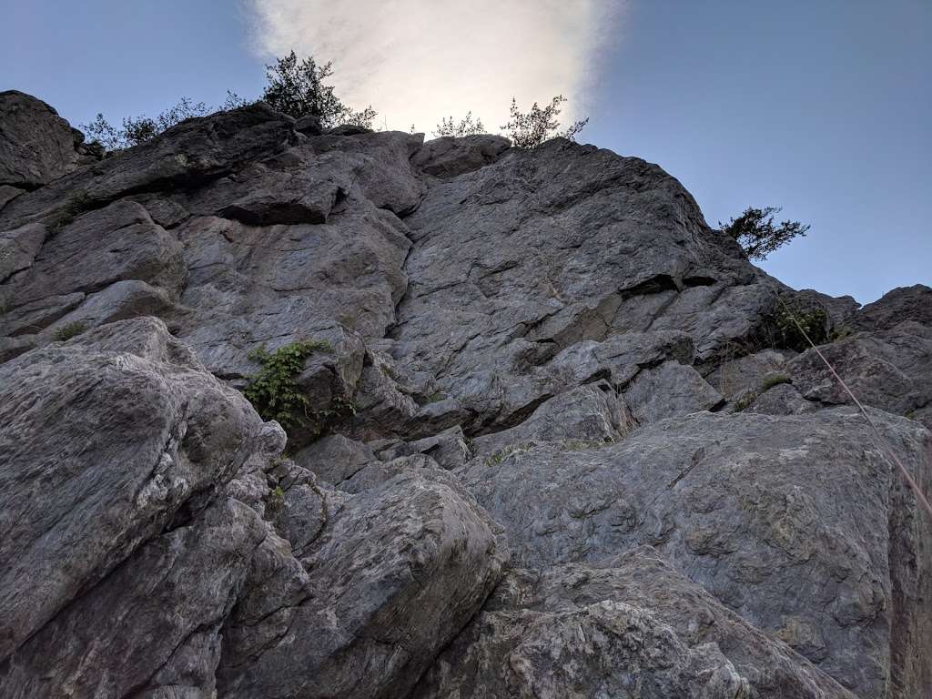 Climbers Parking | 9200 Old Dominion Dr, McLean, VA 22102, USA