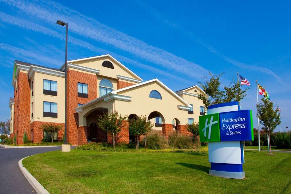 Holiday Inn Express & Suites Chestertown | 150 Scheeler Rd, Chestertown, MD 21620, USA | Phone: (410) 778-0778