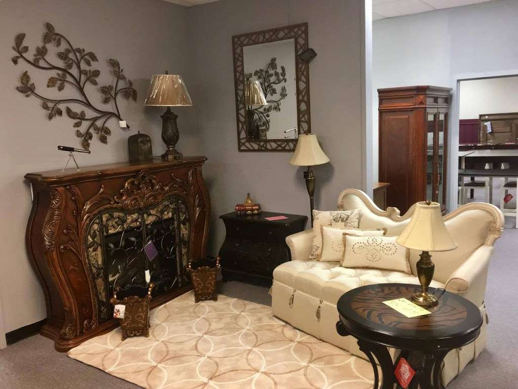 Decor123 - Furniture & Home Decor | 83 Bustleton Pike a, Feasterville-Trevose, PA 19053, USA | Phone: (215) 494-9119