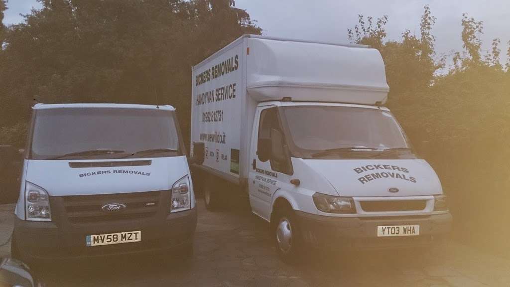 Bickers removals Man and a Van Hire | Ashdene/Theydon Pk Rd, Epping, Theydon Bois, Epping CM16 7LS, UK | Phone: 01992 812731