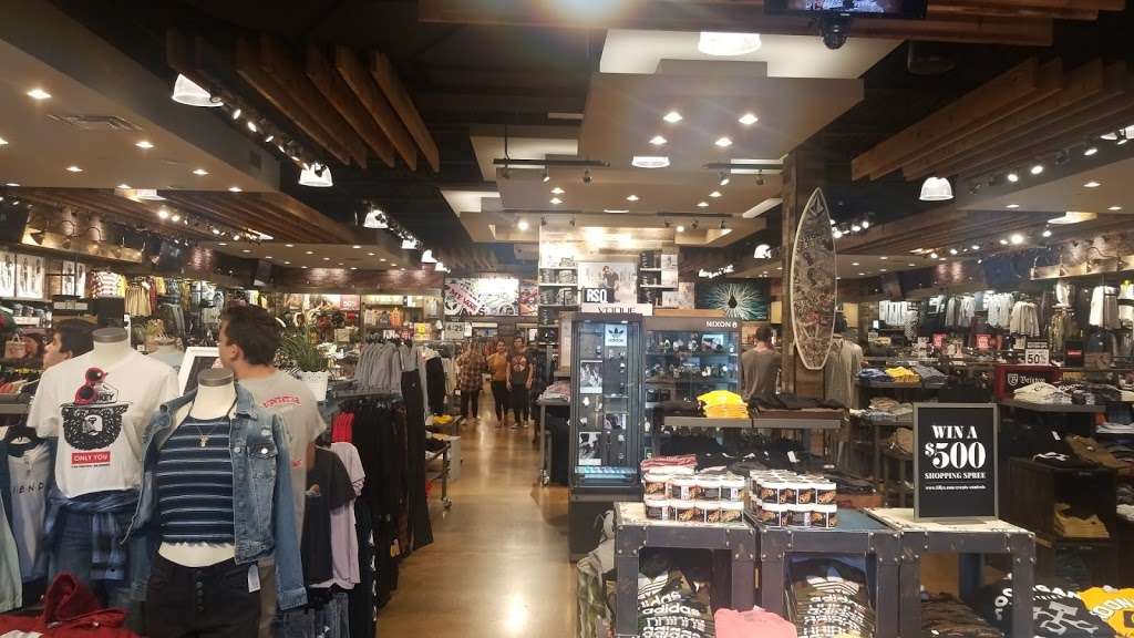 Tillys | 1233 W Rancho Vista Blvd, Palmdale, CA 93551 | Phone: (661) 273-2093