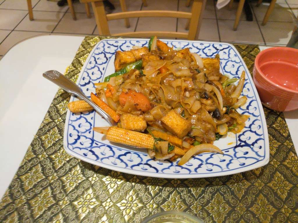 Salathai Thai Cuisine | 7258 Rosemead Blvd, San Gabriel, CA 91775, USA | Phone: (626) 287-5850