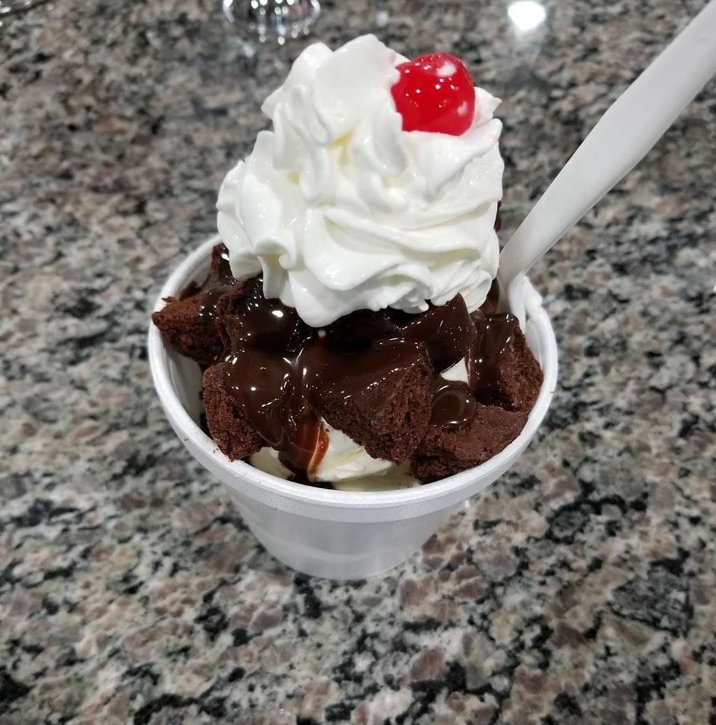 Piccs Ice Cream | 938 Moosic Rd, Old Forge, PA 18518, USA | Phone: (570) 774-3973