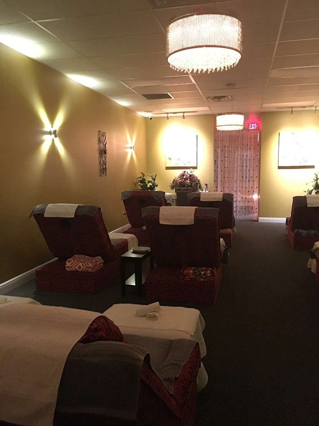 Sakura Foot Spa | 11471 W Oakland Park Blvd, Sunrise, FL 33323, USA | Phone: (954) 900-2202