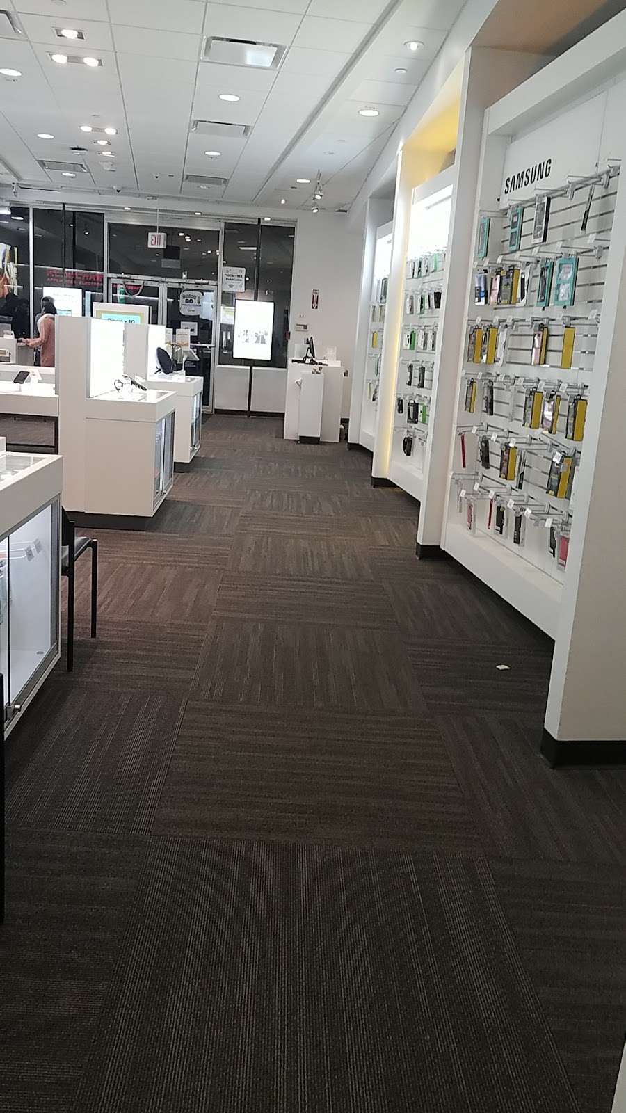 Sprint Store | 2350 Central Park Ave, Yonkers, NY 10710, USA | Phone: (914) 961-6457