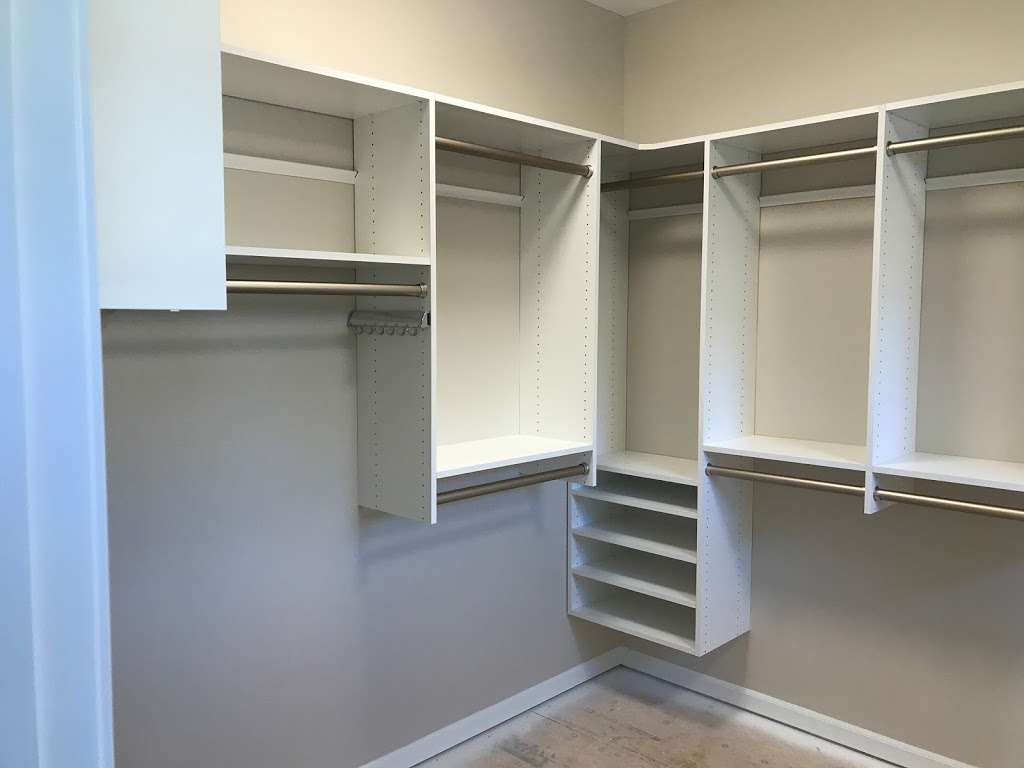 Custom Closets & Handyman Service | 160 E Elm St, Coal City, IL 60416 | Phone: (815) 514-0445