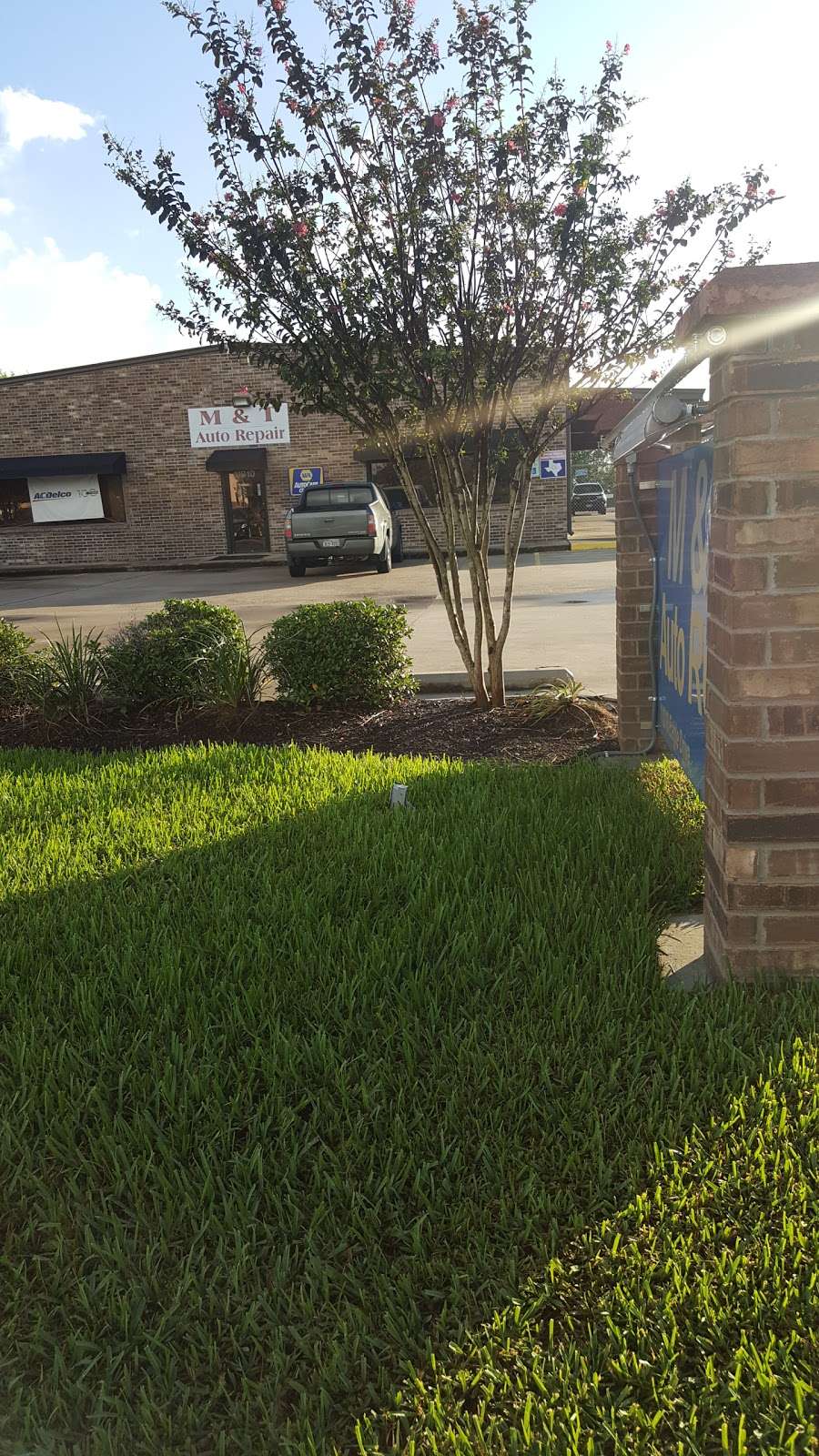 M & T Auto Repair | 11010 Eagle Dr, Mont Belvieu, TX 77523, USA | Phone: (281) 576-5100
