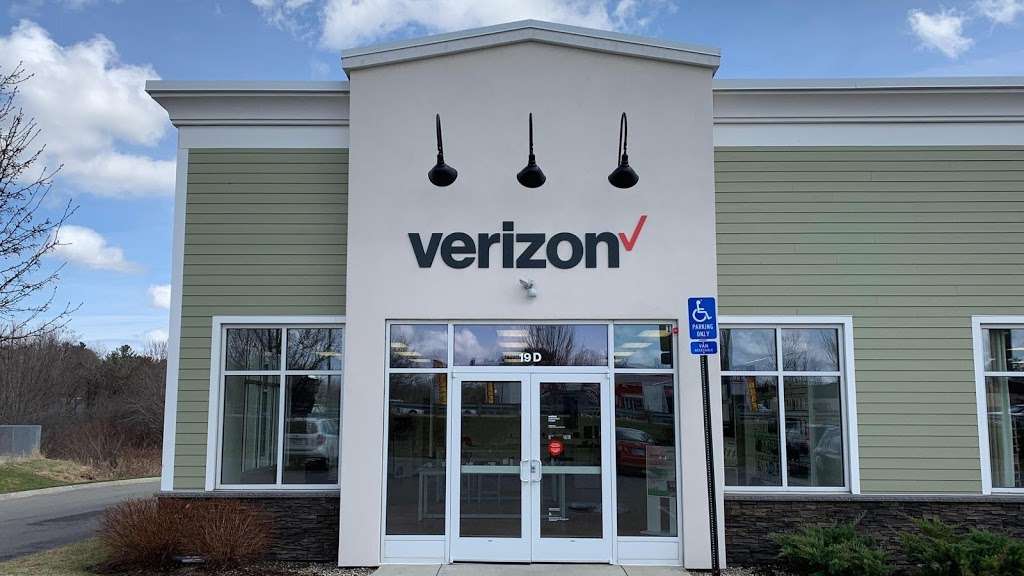 Verizon Authorized Retailer – GoWireless | 19 D, Manchester Rd #1, Derry, NH 03038, USA | Phone: (603) 425-1110