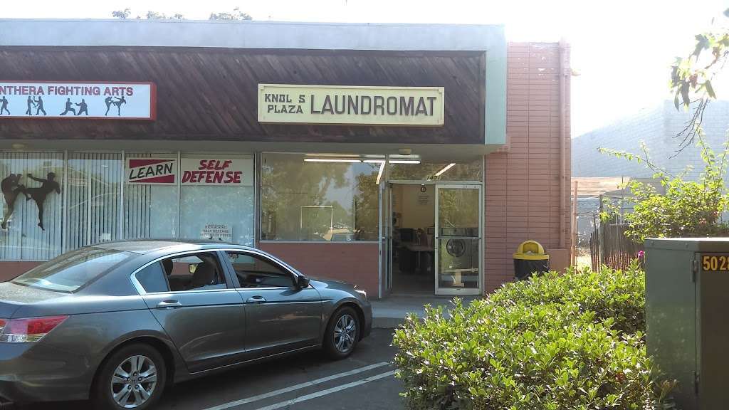 Knolls Plaza Laundromat | 1401 Kuehner Dr, Simi Valley, CA 93063