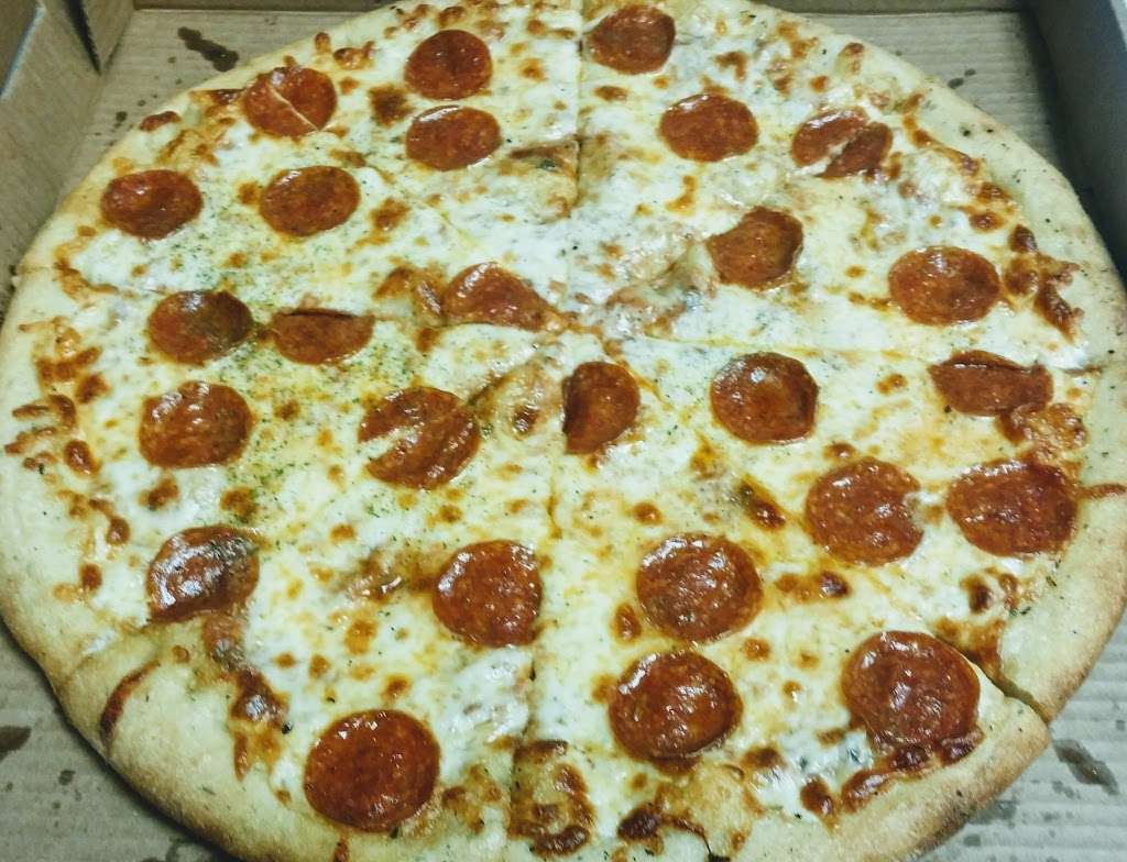 Ugis Pizza | 69 Heath St, Jamaica Plain, MA 02130 | Phone: (617) 606-7160