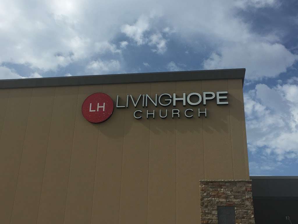 Living Hope | 18550 W 175th St, Olathe, KS 66062, USA | Phone: (913) 592-5050