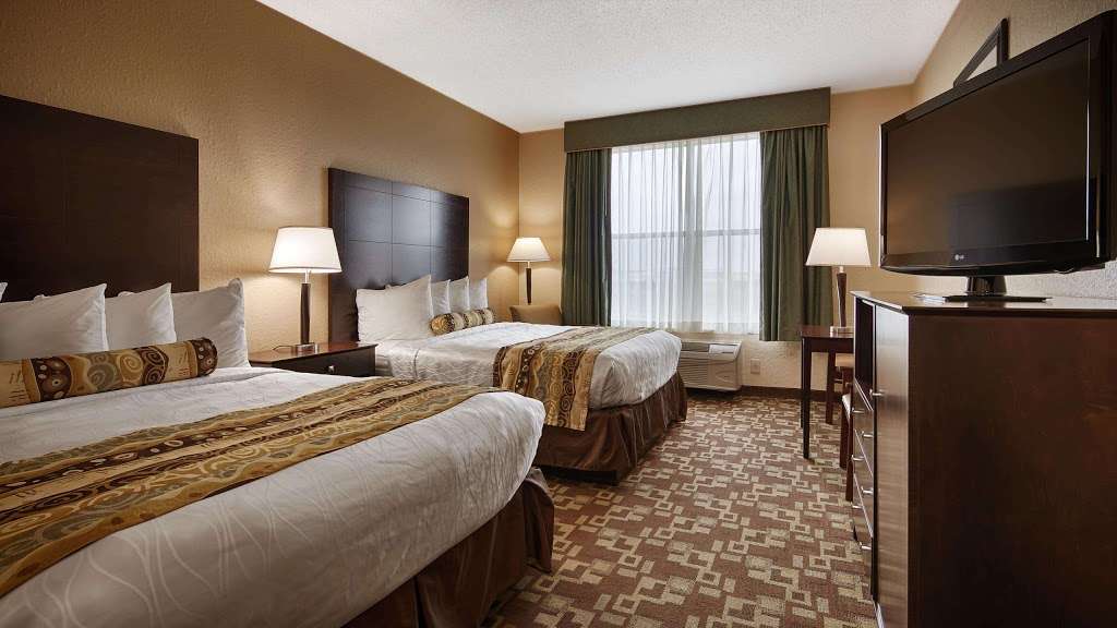 Best Western Plus Hobby Airport Inn & Suites | 8778 Airport Blvd, Houston, TX 77061, USA | Phone: (713) 943-2700