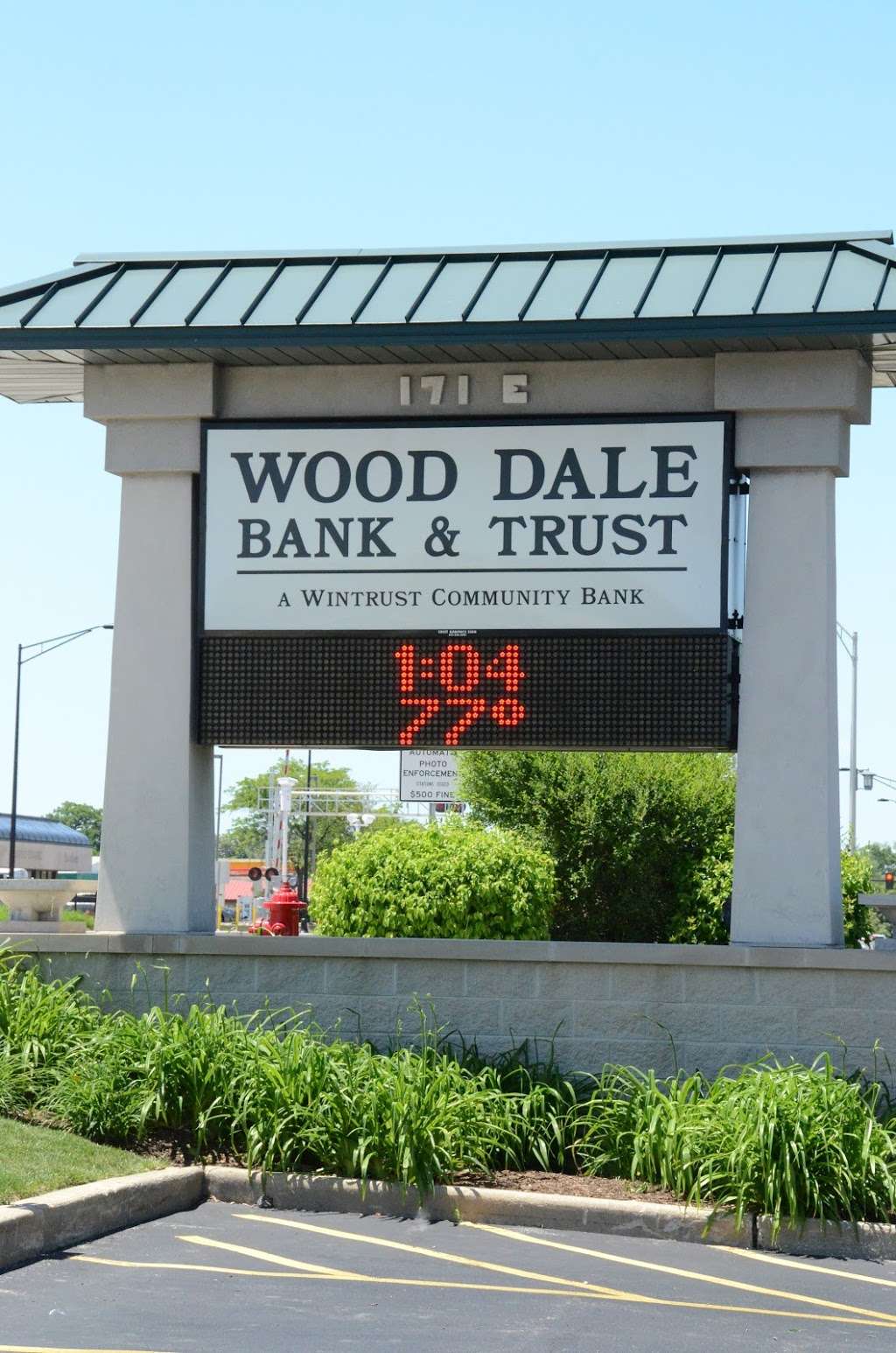 Wood Dale Bank & Trust | 171 E Irving Park Rd, Wood Dale, IL 60191 | Phone: (630) 227-0044